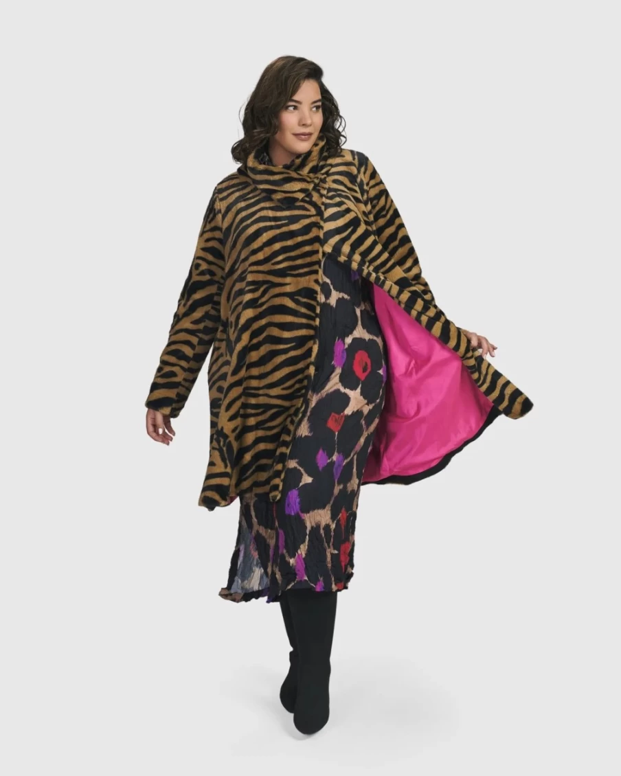 ALEMBIKA Women's Modern Museum Jacket - Stylish Art-Inspired Outerwear