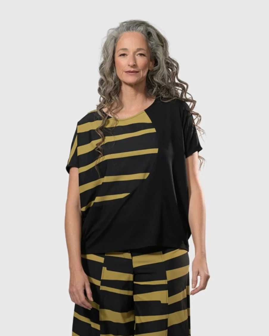 ALEMBIKA Women's Tekbika Bliss Boxy Top - Dunes Style Casual Comfort Fit