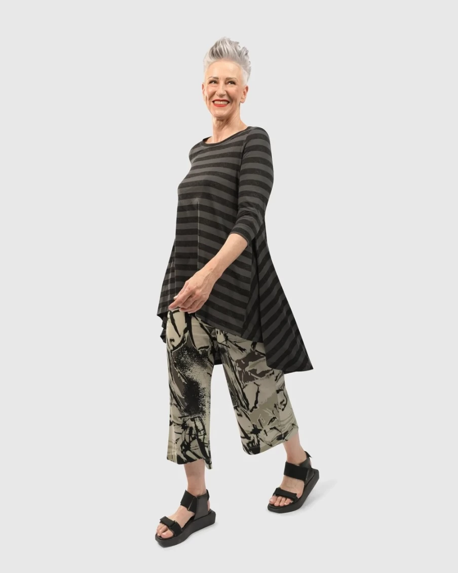 ALEMBIKA Women's Urban Go-To Pants - Stylish & Comfortable Sketch Design for Everyday Wear
